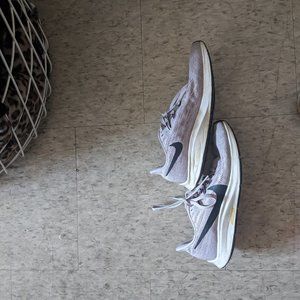 Lilac Purple Nike Air Zoom Pegasus 37 Size 8.5